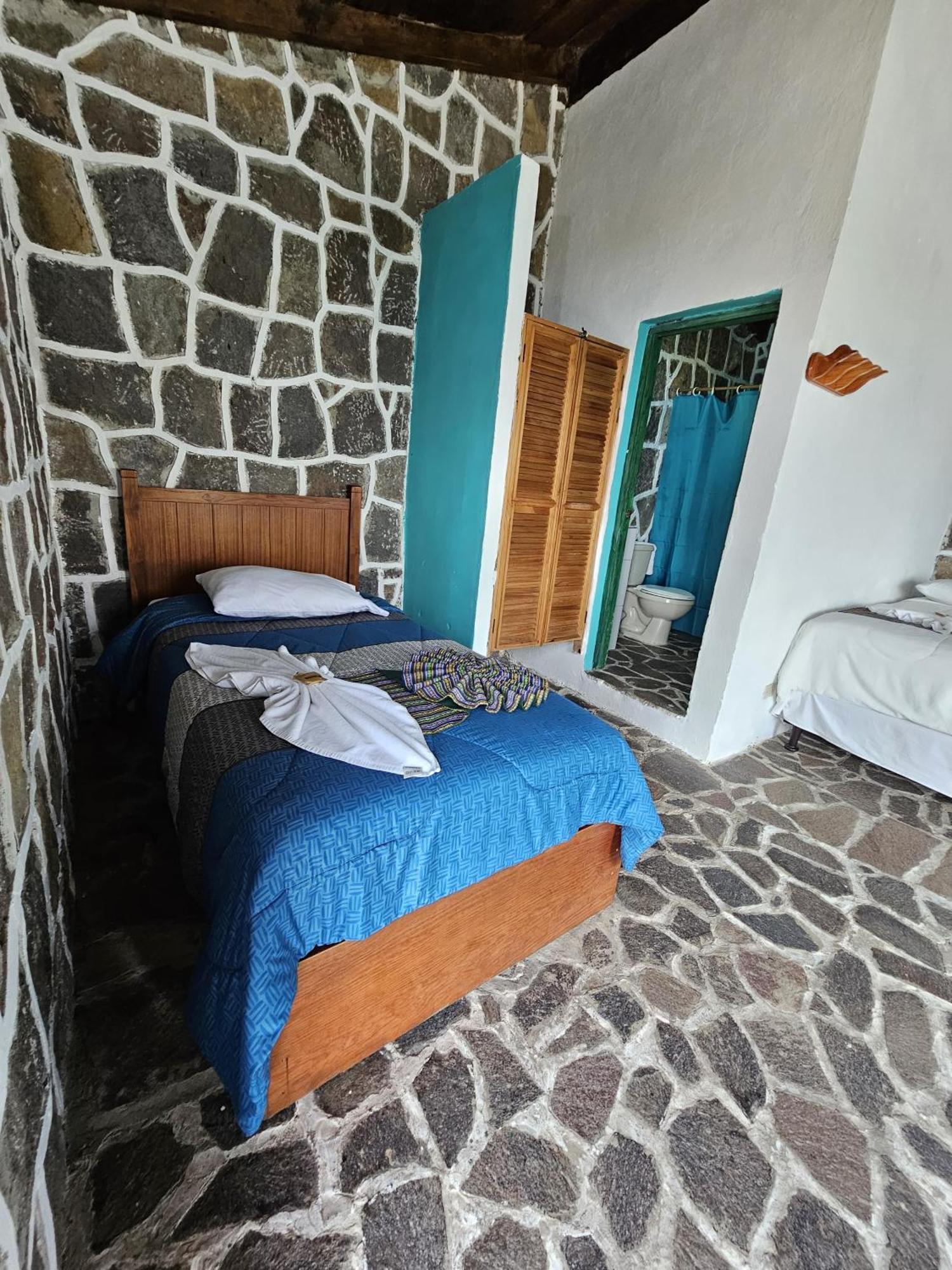 Eco Hotel Uxlabil Atitlan San Juan La Laguna Eksteriør billede